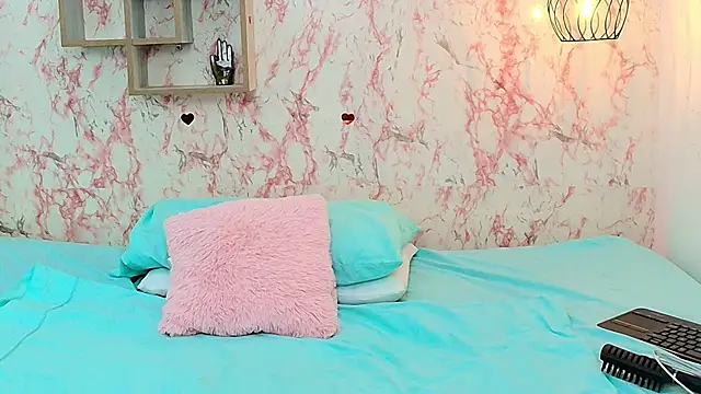 KATY LOWERY online show from 17, 2, 2026