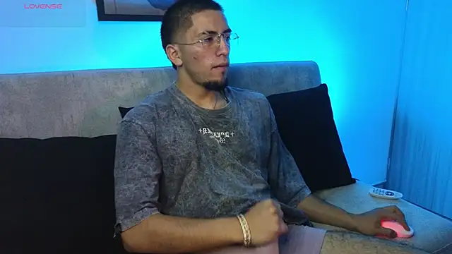 AresMassimoX online show from 3, 3, 2026