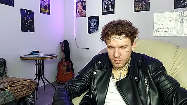 Huntall77 online show from 8, 2, 2026