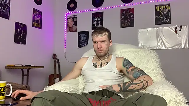 Huntall77 online show from 16, 3, 2026