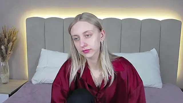 RachaelCute online show from 4, 4, 2026