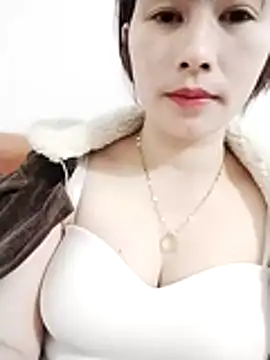 Snapshot of Swan-white123 chatting on 6, 1, 2026 Swan-white123 online show from 6, 1, 2026