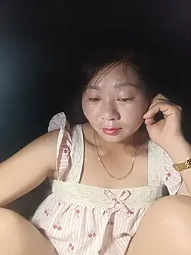 Snapshot of vangkt-cute chatting on 9, 7, 2026 vangkt-cute online show from 9, 7, 2026