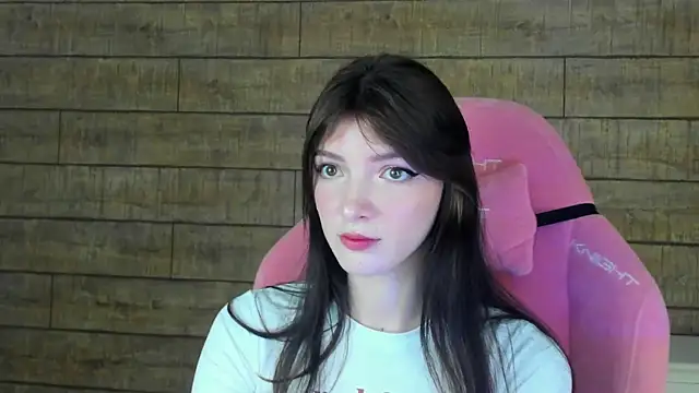 Snapshot of SophiaProve chatting on 27, 4, 2026 SophiaProve online show from 27, 4, 2026