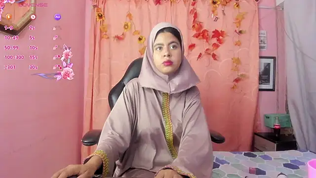 NaylaAbadi online show from 10, 2, 2026