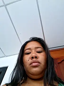 Snapshot of Sarahy- chatting on 7, 6, 2026 Sarahy- online show from 7, 6, 2026