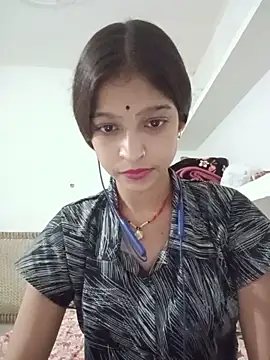Snapshot of Mohnicute chatting on 12, 5, 2026 Mohnicute online show from 12, 5, 2026