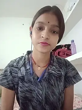 Snapshot of Mohnicute chatting on 17, 5, 2026 Mohnicute online show from 17, 5, 2026