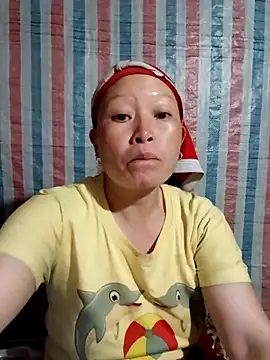 girl-hot2x online show from 26, 3, 2026