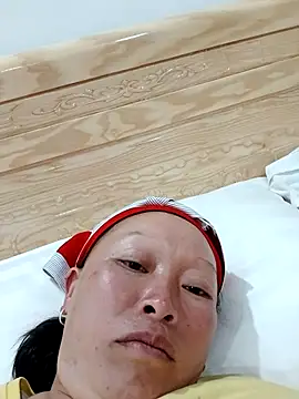 girl-hot2x online show from 7, 4, 2026