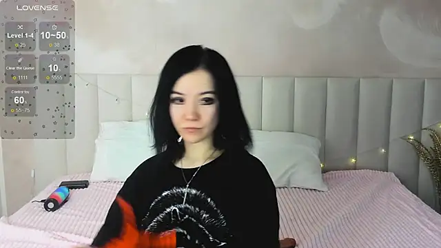 Lina Moony online show from 13, 1, 2026