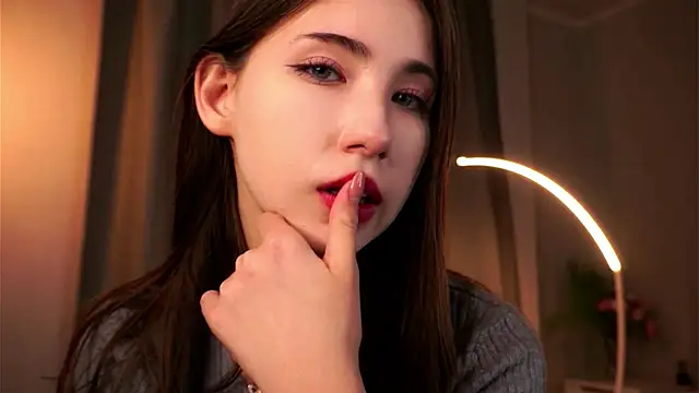 NanceeWestaway online show from 28, 11, 2025