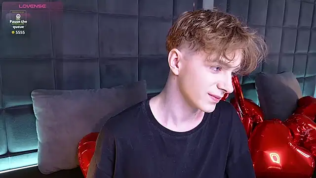 Paul Holt online show from 12, 2, 2026