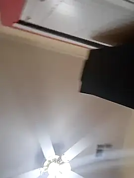 Snapshot of bianca056 chatting on 11, 11, 2025 bianca056 online show from 11, 11, 2025