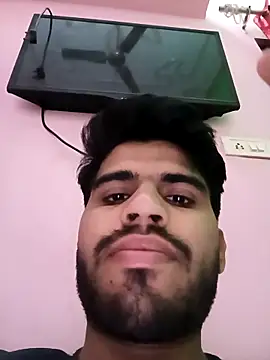 Snapshot of hotyyyyjonny chatting on 11, 11, 2025 hotyyyyjonny online show from 11, 11, 2025