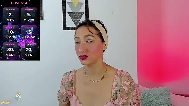 Snapshot of kirakay1 chatting on 12, 11, 2025 kirakay1 online show from 12, 11, 2025