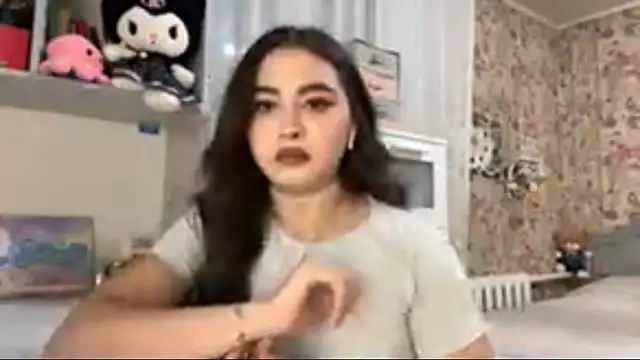 Snapshot of AheadSort chatting on 11, 11, 2025 AheadSort online show from 11, 11, 2025