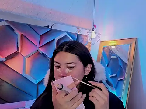 Brandy collinss online show from 21, 3, 2026