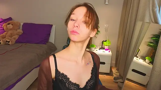 LilyPoetry  online show from 22, 12, 2025