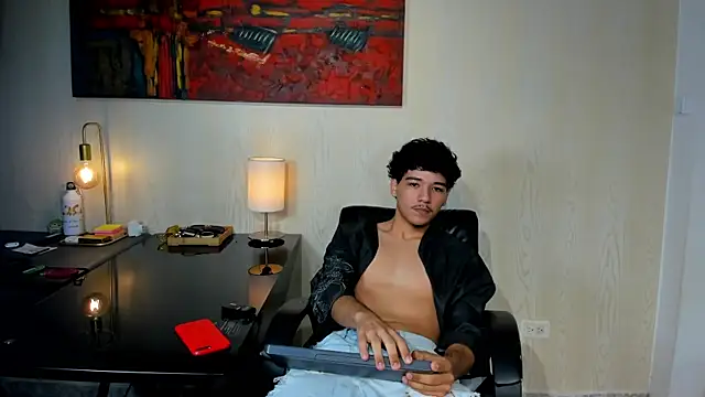 Snapshot of tiven-prince chatting on 13, 11, 2025 tiven-prince online show from 13, 11, 2025