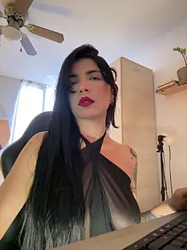 Snapshot of Cristal_Cerati_ chatting on 20, 5, 2026 Cristal Cerati online show from 20, 5, 2026