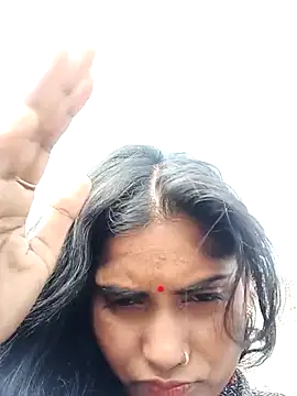 Pushpa hotty online show from 4, 2, 2026