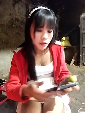 Snapshot of gugu0022 chatting on 20, 12, 2025 gugu0022 online show from 20, 12, 2025