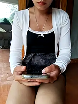 gugu0022 online show from 15, 4, 2026