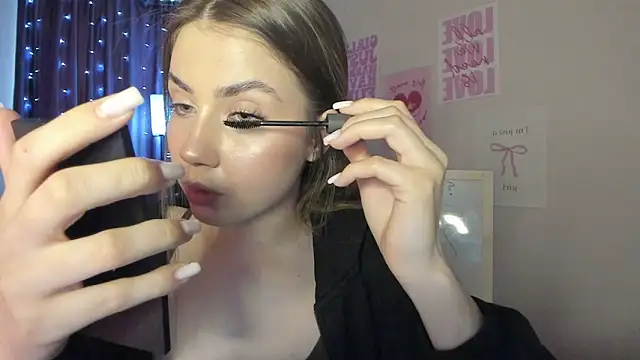 Aurora Glow21 online show from 20, 3, 2026