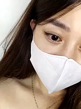 Snapshot of MiCandy-Lovee chatting on 13, 11, 2025 MiCandy-Lovee online show from 13, 11, 2025