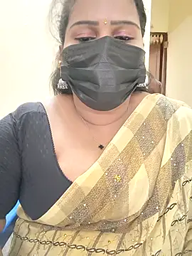 Snapshot of Swasthika22 chatting on 12, 11, 2025 Swasthika22 online show from 12, 11, 2025