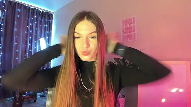 luna lust 212 online show from 15, 3, 2026