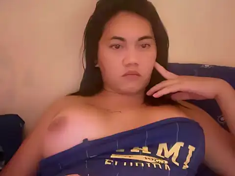 Pretty moccha online show from 4, 4, 2026