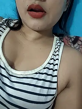 Cute Ayushii online show from 24, 6, 2026