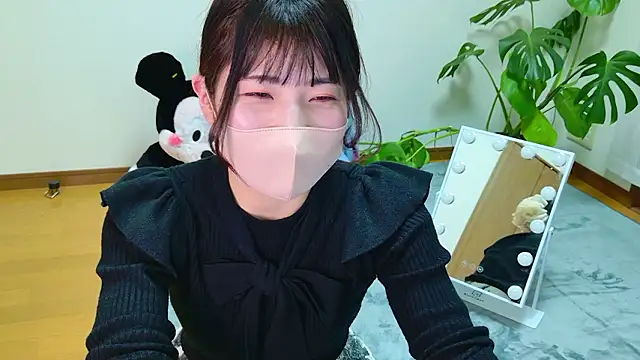 mayumichan13 online show from 5, 2, 2026