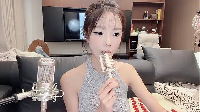 Butterbear online show from 21, 12, 2025