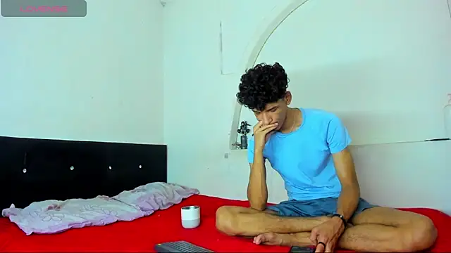 kaiborman00 online show from 3, 3, 2026