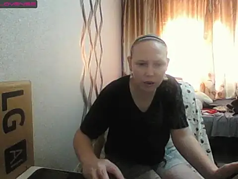 JenniDeep online show from 17, 11, 2025