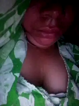 isha sharma2002 online show from 17, 11, 2025