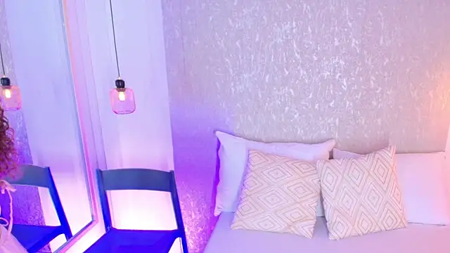 Snapshot of Martina_077 chatting on 28, 3, 2026 Martina 077 online show from 28, 3, 2026