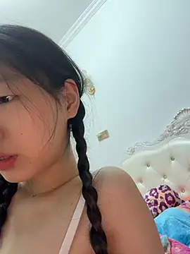 Snapshot of TinyBabe chatting on 4, 5, 2026 TinyBabe online show from 4, 5, 2026
