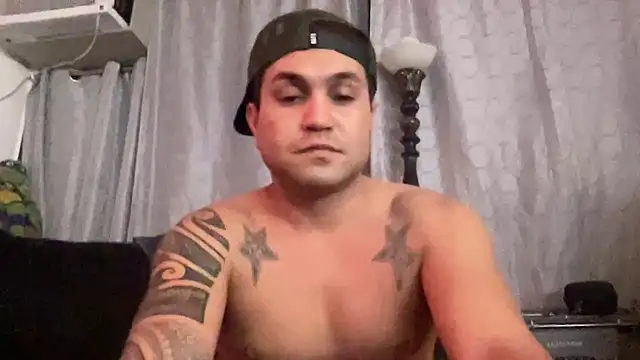 Snapshot of 8N0Make8Laik chatting on 26, 11, 2025 8N0Make8Laik online show from 26, 11, 2025
