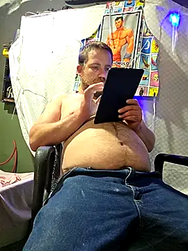 Snapshot of Txweld69 chatting on 18, 12, 2025 Txweld69 online show from 18, 12, 2025