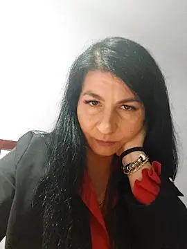 Snapshot of Elennbaby05 chatting on 17, 11, 2025 Elennbaby05 online show from 17, 11, 2025