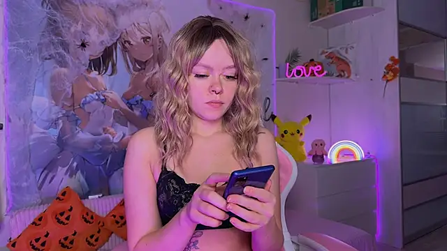 CheekySashaCharm online show from 23, 11, 2025