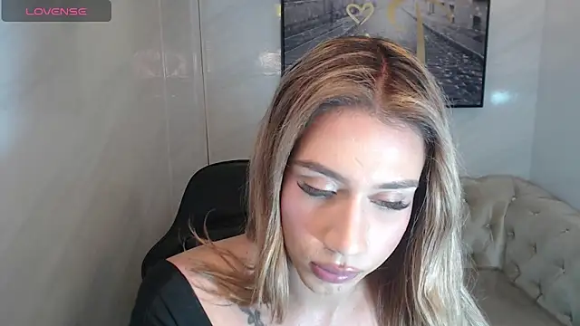 Evy Luxx v online show from 3, 6, 2026
