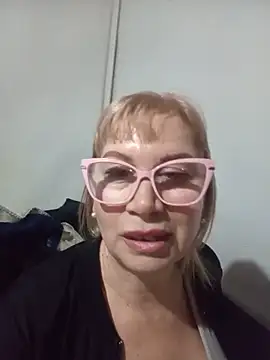Snapshot of SexyMilf1211 chatting on 18, 6, 2026 SexyMilf1211 online show from 18, 6, 2026