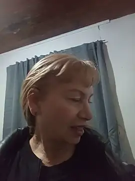 Snapshot of SexyMilf1211 chatting on 8, 7, 2026 SexyMilf1211 online show from 8, 7, 2026