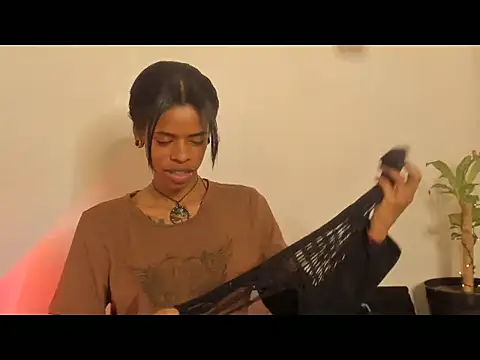 aprille15 online show from 23, 3, 2026