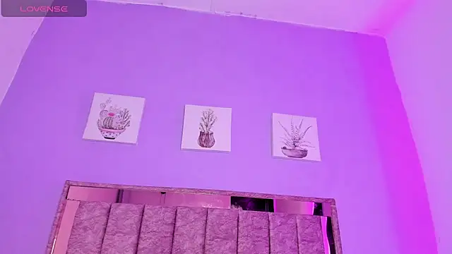 alaiasexygirl online show from 16, 2, 2026